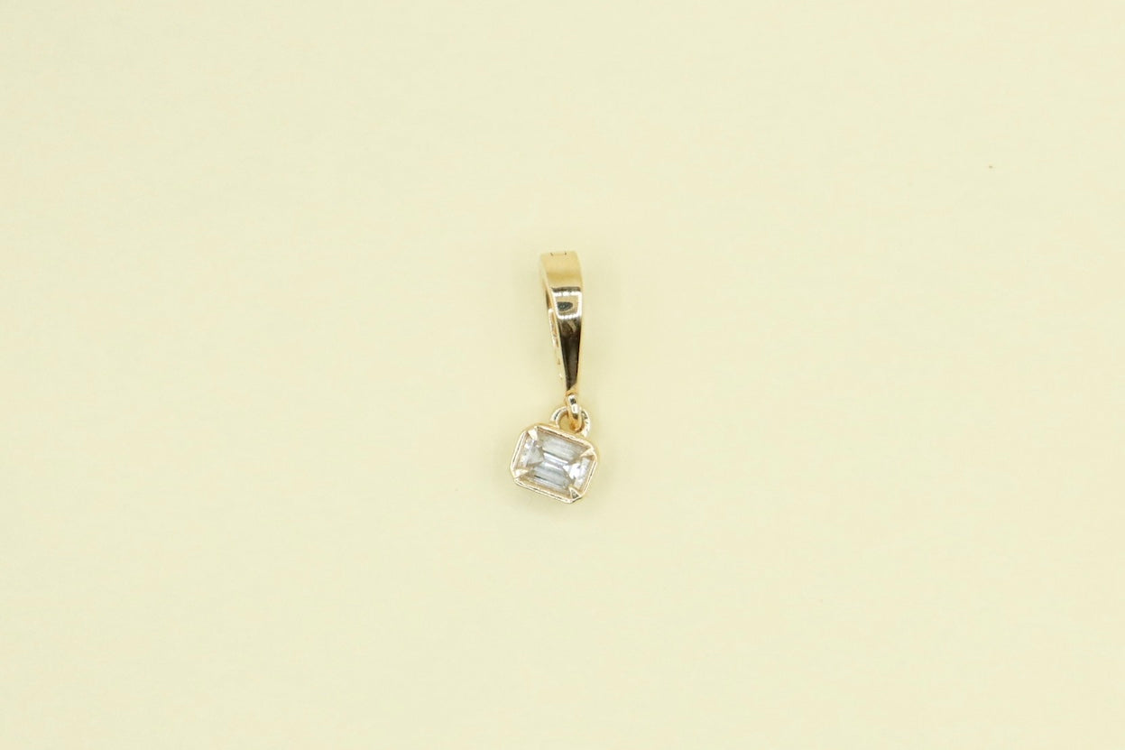Bezel 16