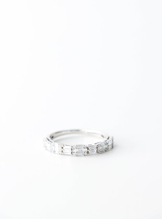 Delia Diamond Ring