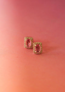 Nova Studs