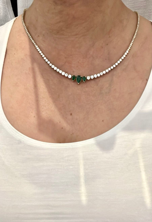 Diamond & emerald necklace