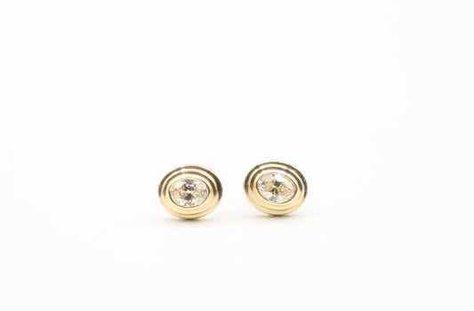 Frida Diamond Studs