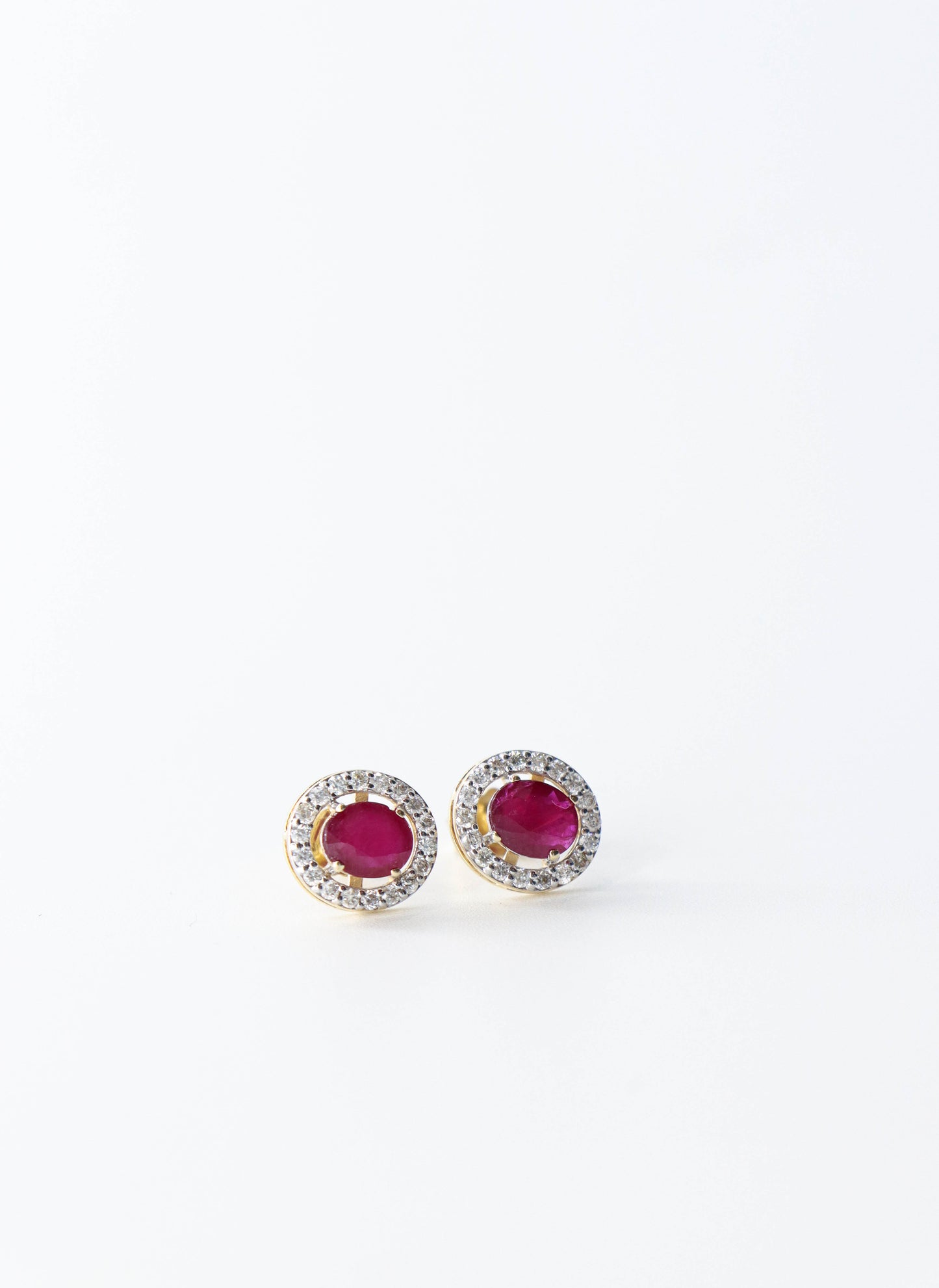 Loise Ruby Studs