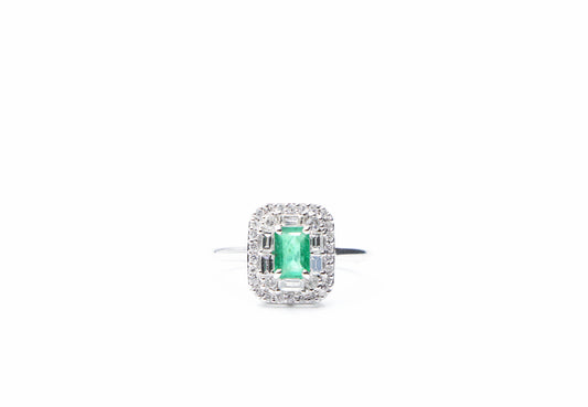 Carly Emerald Ring