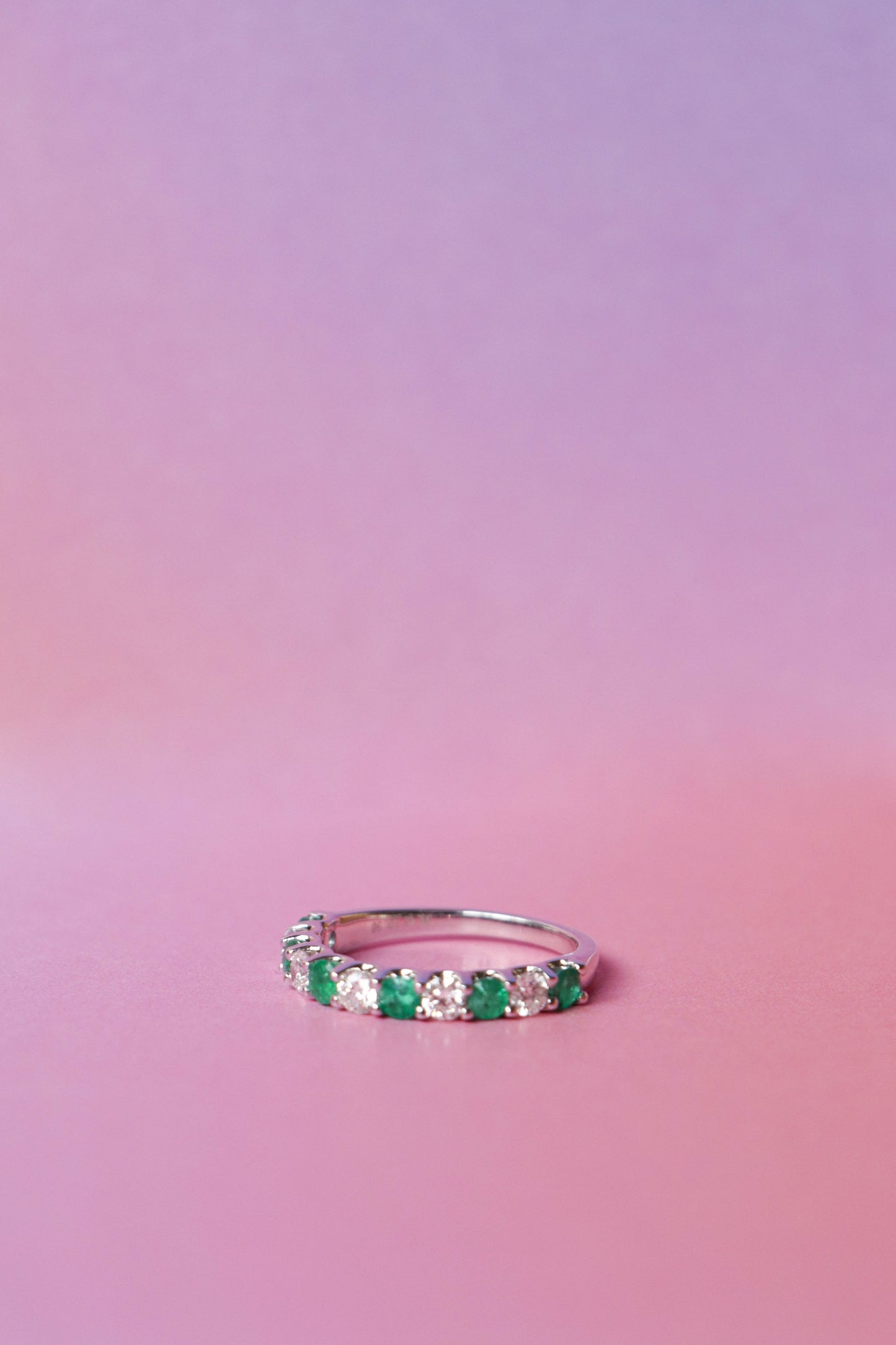 Arela Jumbo Emerald and Diamonds Ring