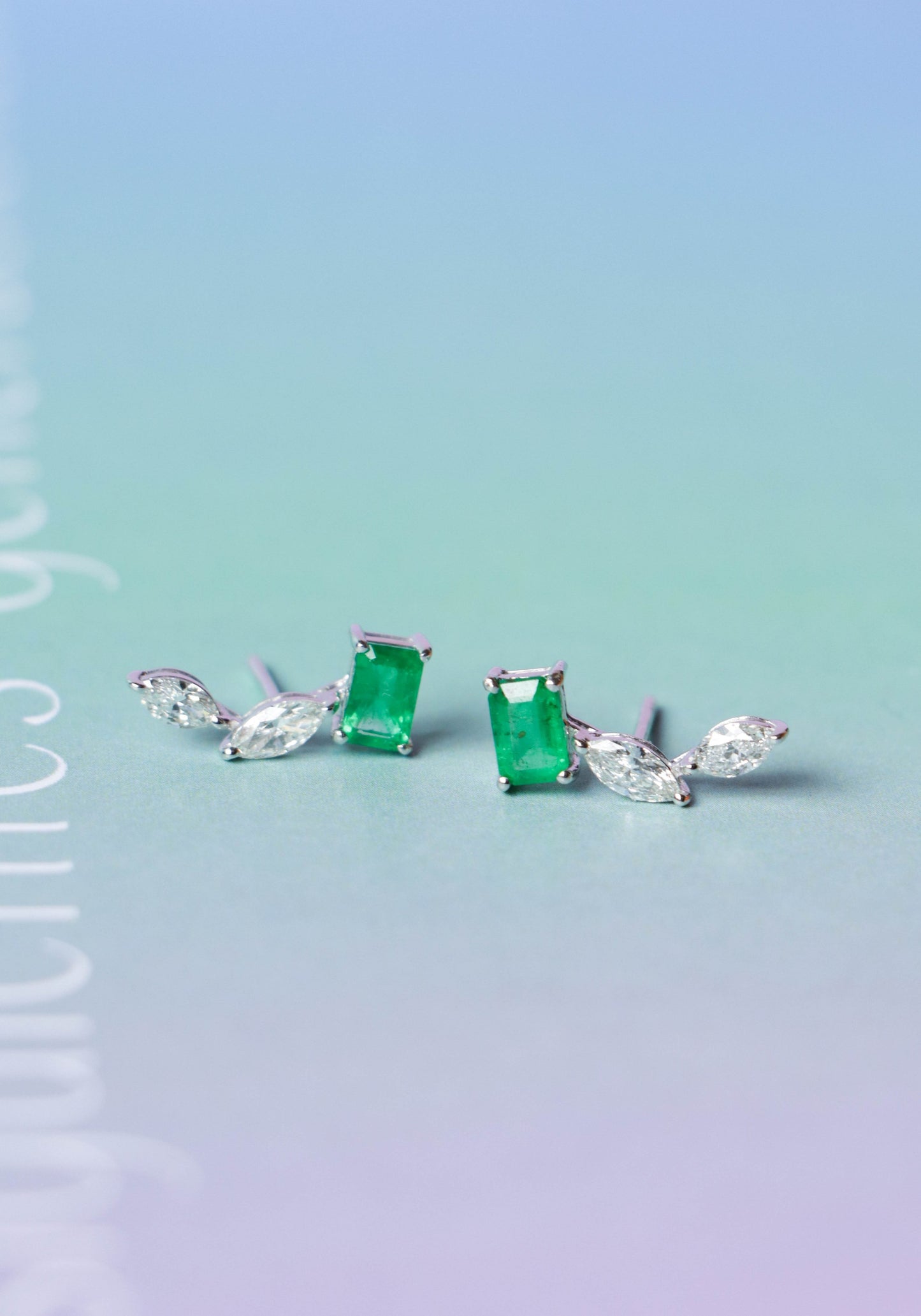 Cata Emerald and Diamonds Earrings